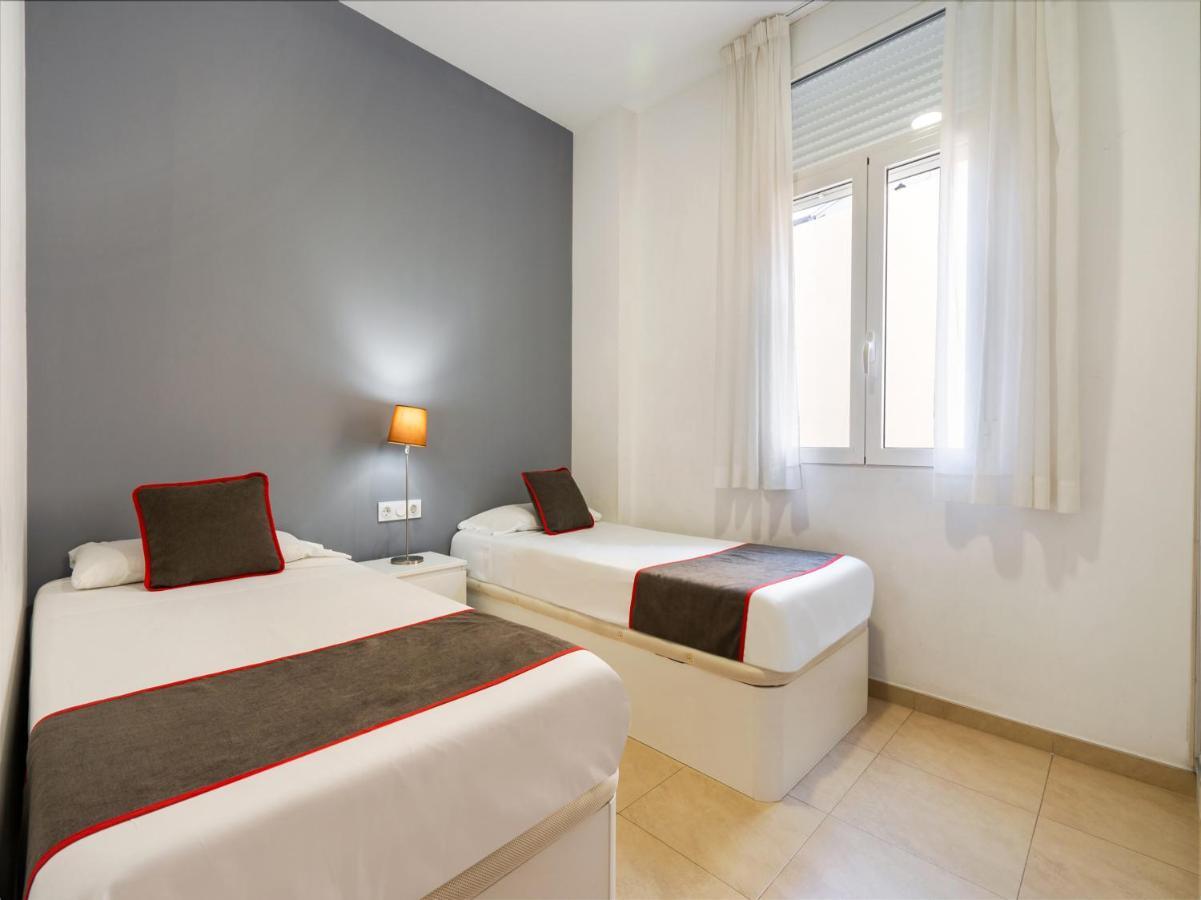 Oyo Style Apartments Puerto 瓦伦西亚 外观 照片