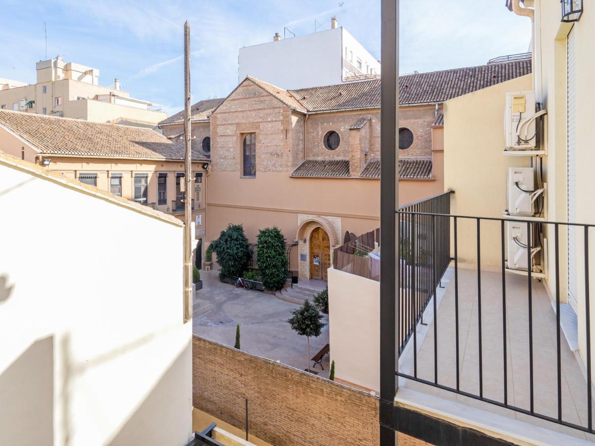 Oyo Style Apartments Puerto 瓦伦西亚 外观 照片