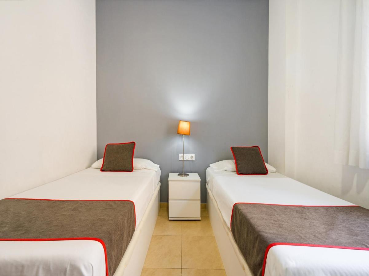 Oyo Style Apartments Puerto 瓦伦西亚 外观 照片