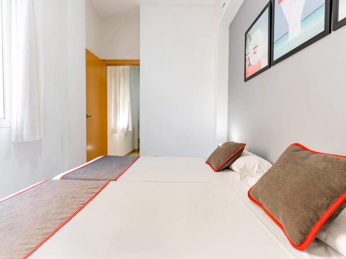 Oyo Style Apartments Puerto 瓦伦西亚 外观 照片