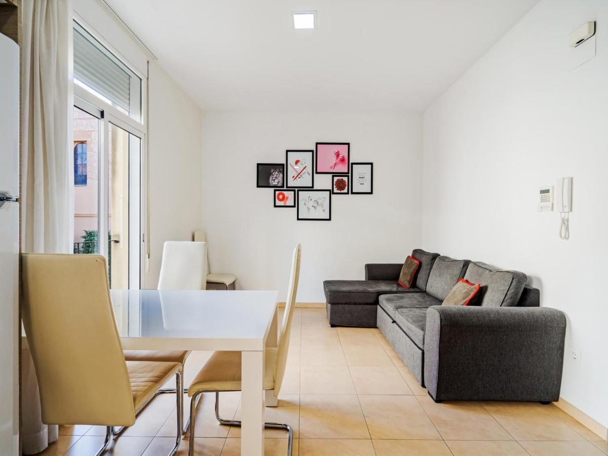 Oyo Style Apartments Puerto 瓦伦西亚 外观 照片