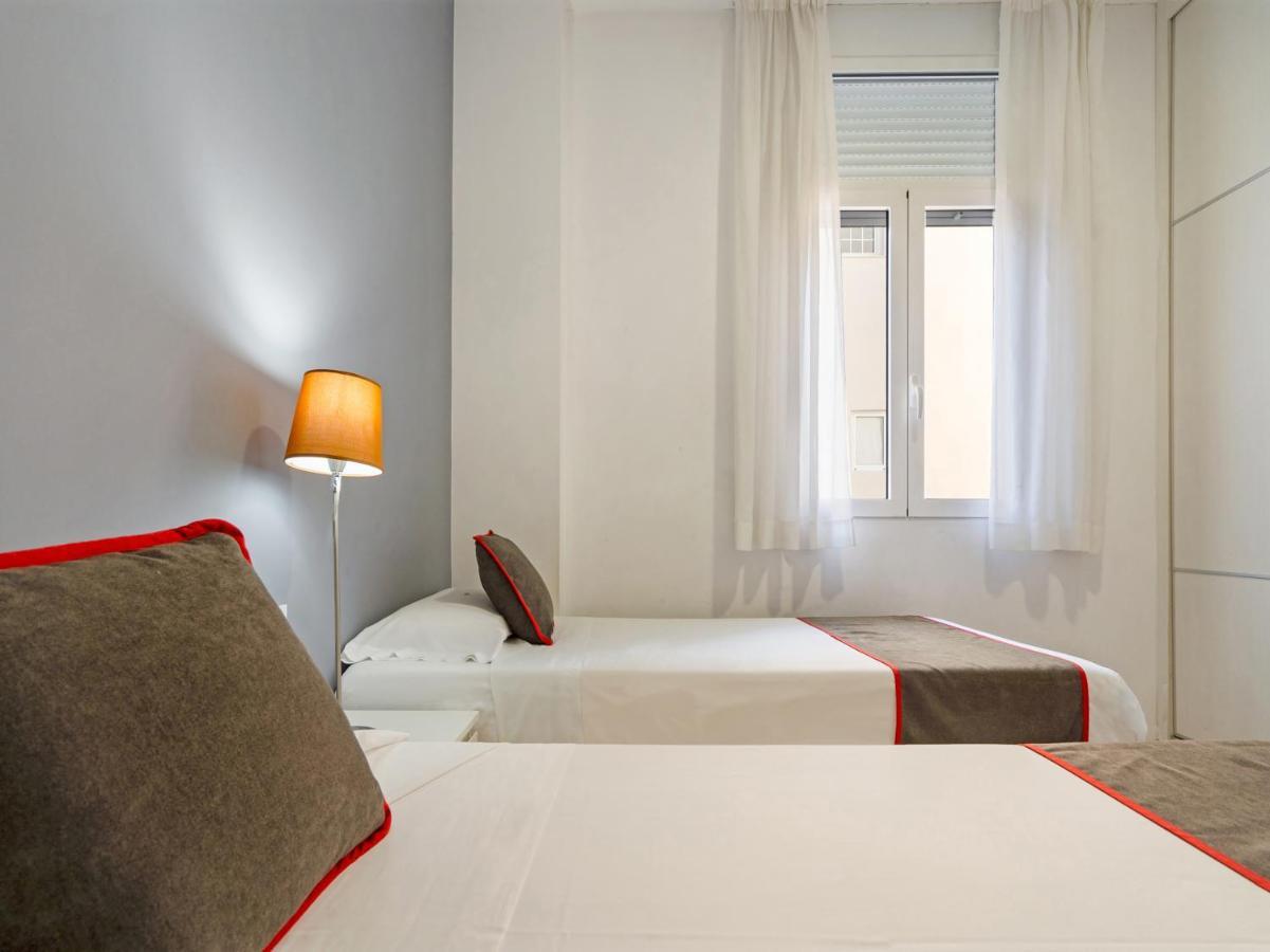 Oyo Style Apartments Puerto 瓦伦西亚 外观 照片